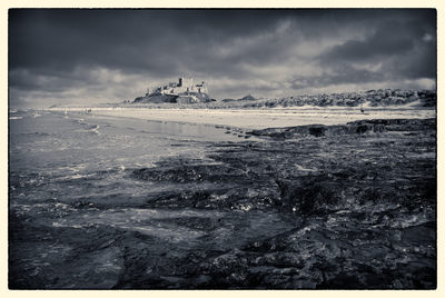 Bamburgh Castle Mono D810_013_1359