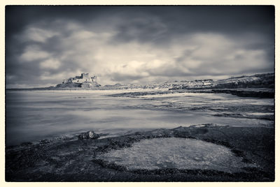 Bamburgh Castle Mono D810_013_1366