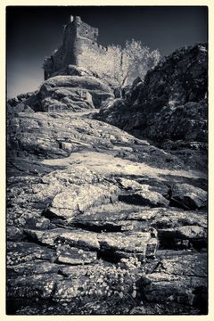 Castle Tioram Mono D810_012_1035