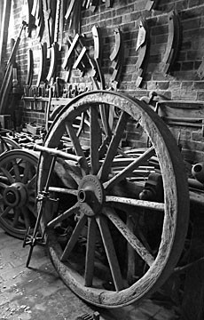 Cart Wheel Mono G006_0228