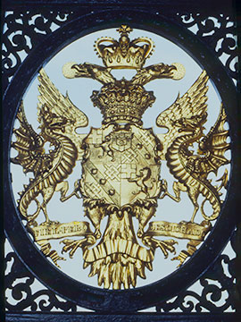 Crest 000_01