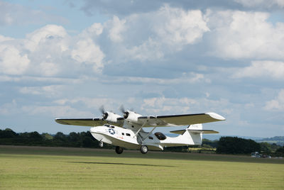 Catalina D810_019_0808