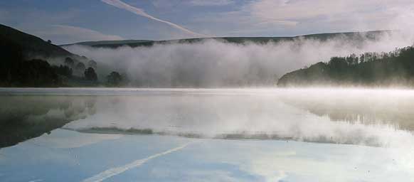 Ladybower Mist 394_05