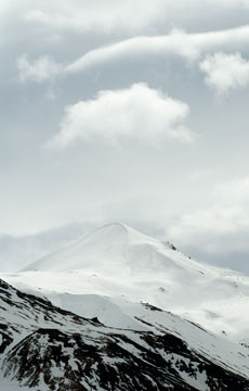 Snow Clouds And Mountains 029_0102